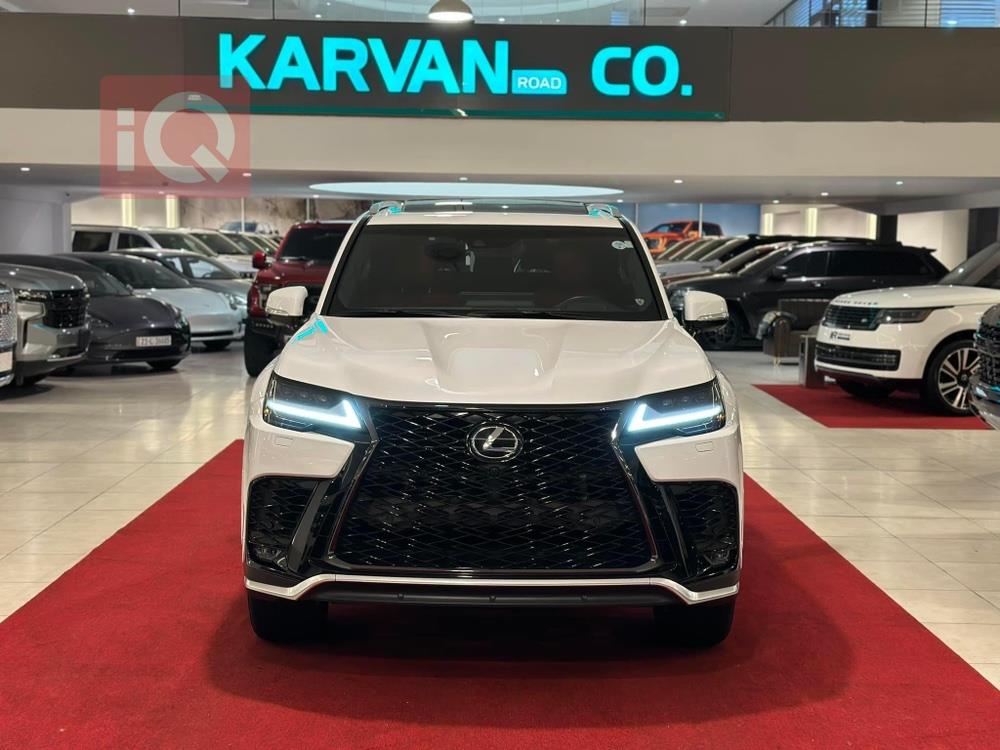 Lexus LX